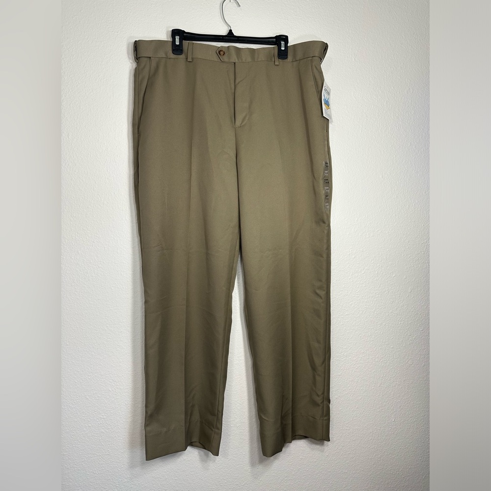 NWT Croft and Barrow Khaki Pants Size 40X30